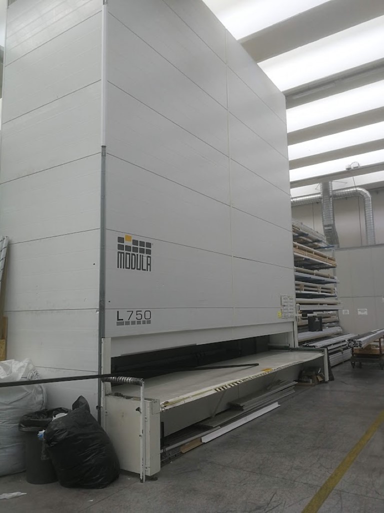 Magazzino verticale per profili-tubi marca MODULA mod. L750