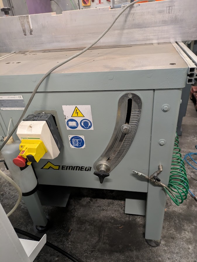 Rifilatrice per profili marca EMMEGI mod. RIFILA 350