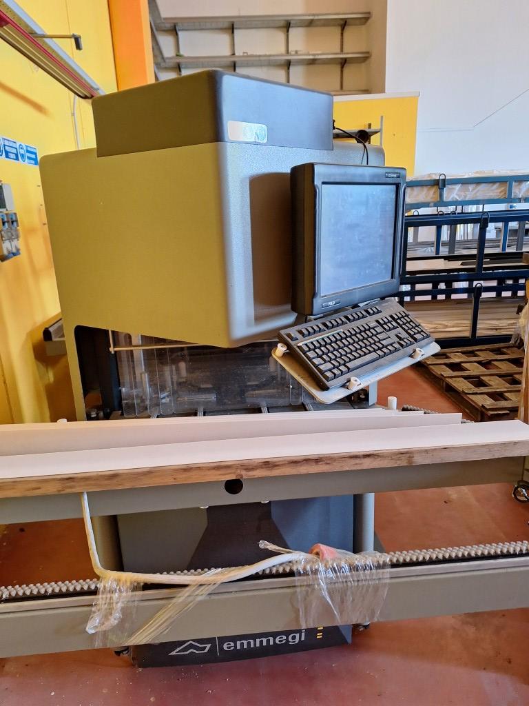 Officina completa lavorazione pvc